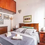 Apartment Guesthost - A Casa Di Mimma!